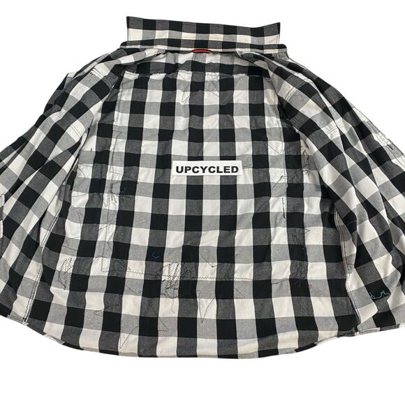 Upcycled Flannel Shirt Shacket Womens 3X NRA Patriot Grunge Patchwork Folk Art - Picture 8 of 16